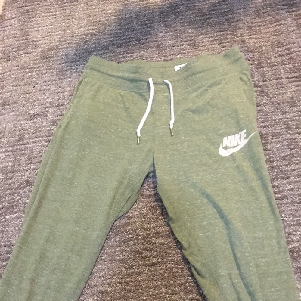Nike- Light Green Cropped Sweats